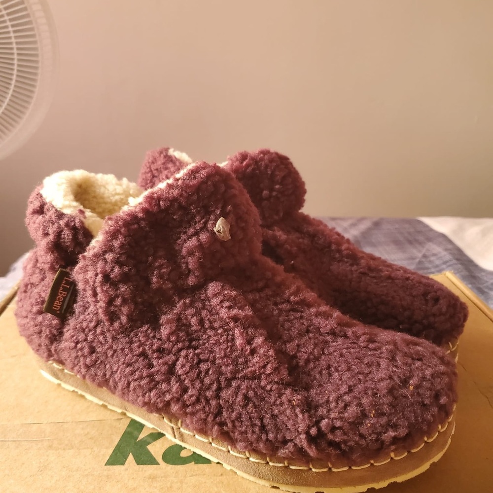 L.L. Bean Women's Slippers Fuzzy Slippers